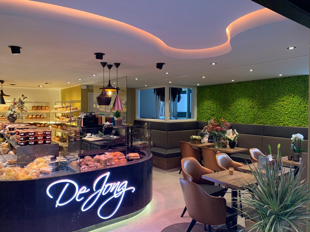 94BDEEDA CE45 4948 AE65 10950A5E9573